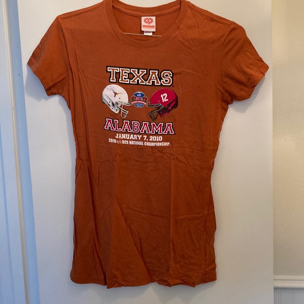 UNIVERSITY OF TEXAS VS ALABAMA 2010 NATIONAL CHAMPIONSHIP SHIRT 🐮